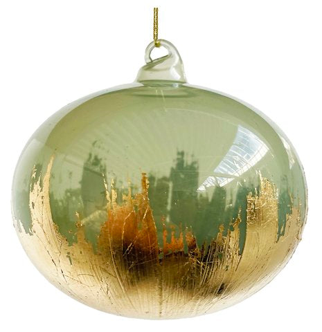 GLASS BALL ONION SHAPE GREEN WITH GOLD LEAF 10CM