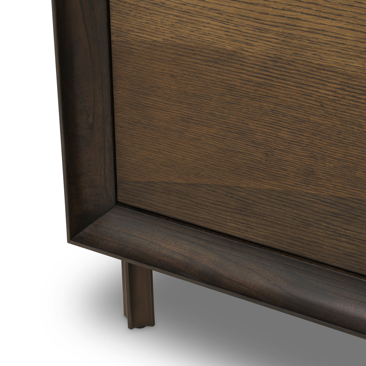 Dresser Chinnery